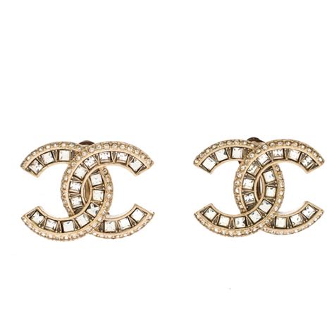 cache oreilles chanel|luxury closet chanel earrings.